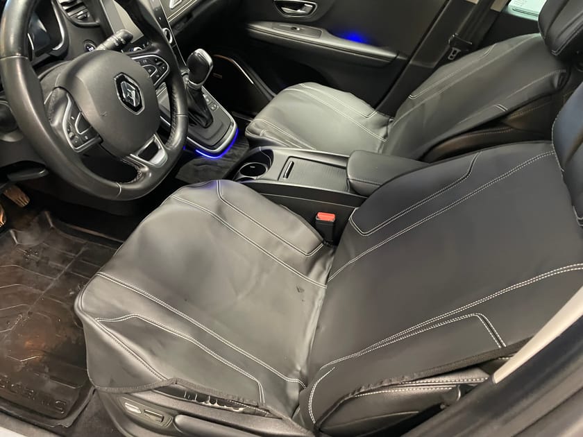 Bild 4 av Renault Grand Scénic Energy dCi 110 BOSE EDC