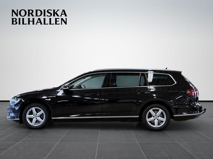 Bild 4 av Volkswagen Passat Sportscombi 2.0 TDI 190 DSG 4M GT Ny kamrem Nyserv Värm
