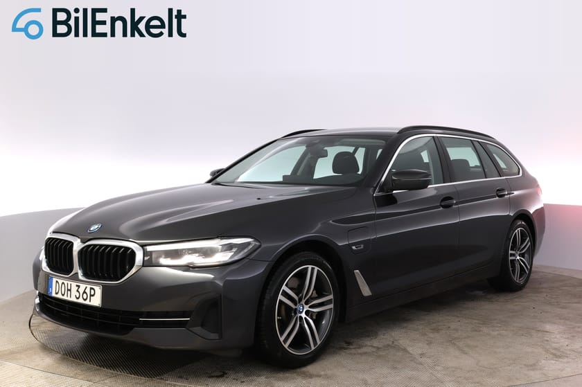 Bild 1 av BMW 530e Touring Connected Edt Läder B-Kamera