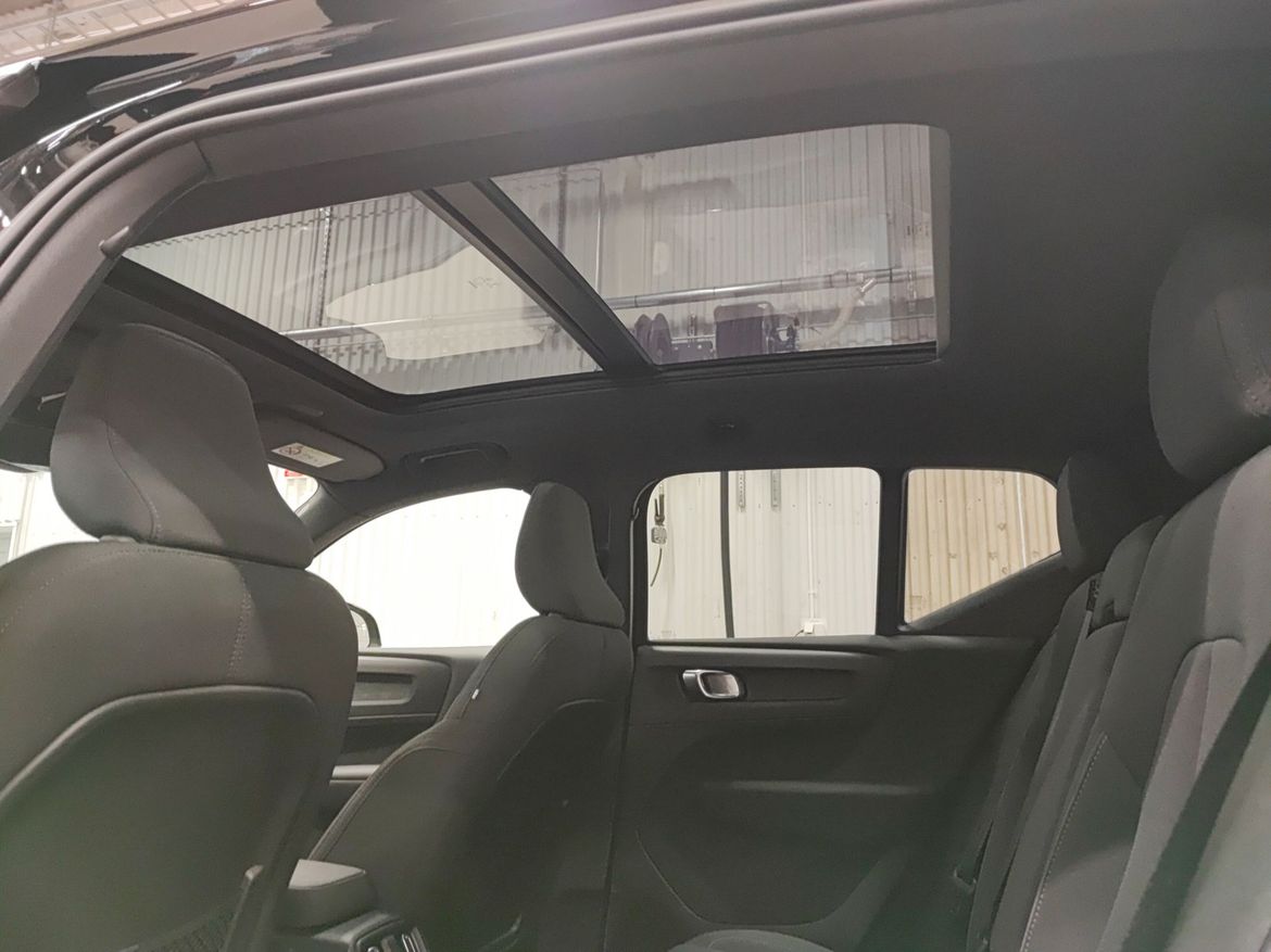 Volvo XC40 2023 - miniatyr 10