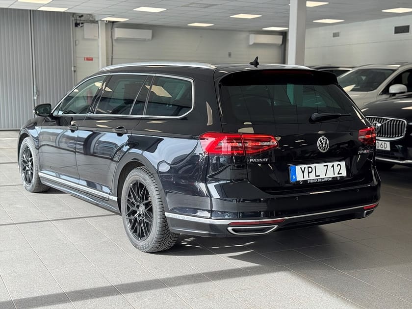 Bild 3 av Volkswagen Passat Sportscombi 2.0 TDI 4Motion GT Värm Carplay