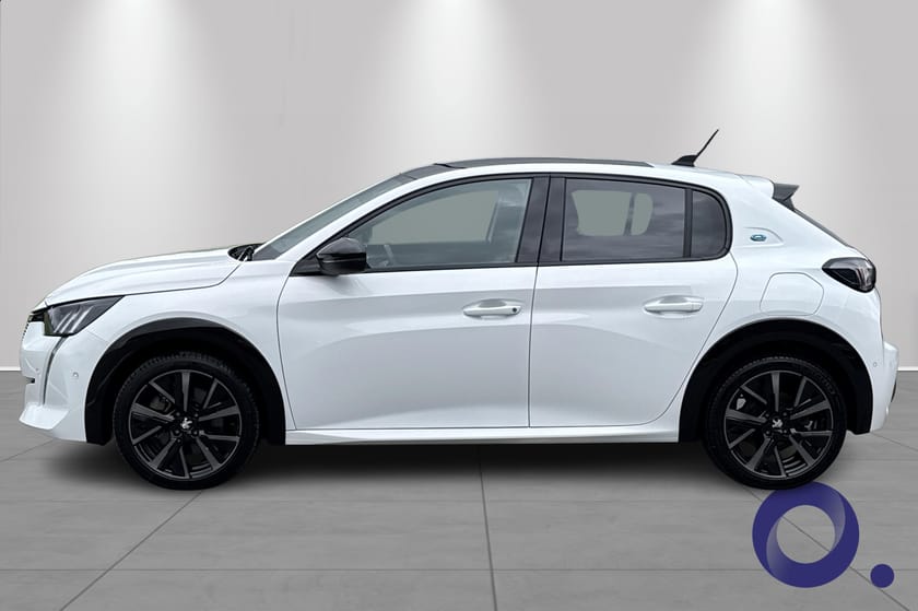 Bilde 2 av Peugeot e-208 GT Panoramatak