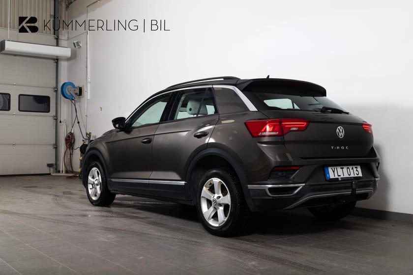 Bild 5 av Volkswagen T-Roc 1.0 TSI Cockpit / Panorama / Dragkrok / Backkamera / PD