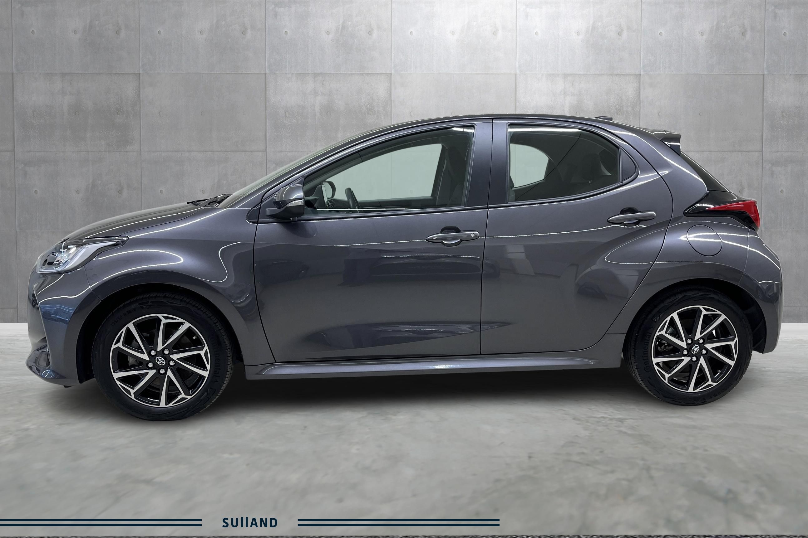 Thumnail bilde 1 av Toyota Yaris Hybrid