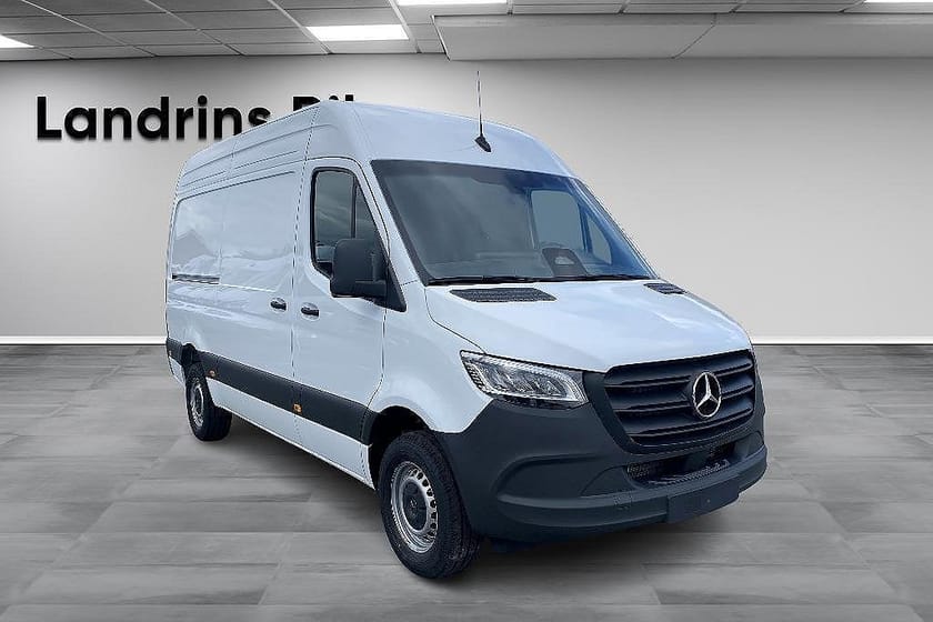 Bild 3 av Mercedes-Benz Sprinter 317 CDI RWD Panel Van A2 Aut Lagerbil för snabb leverans