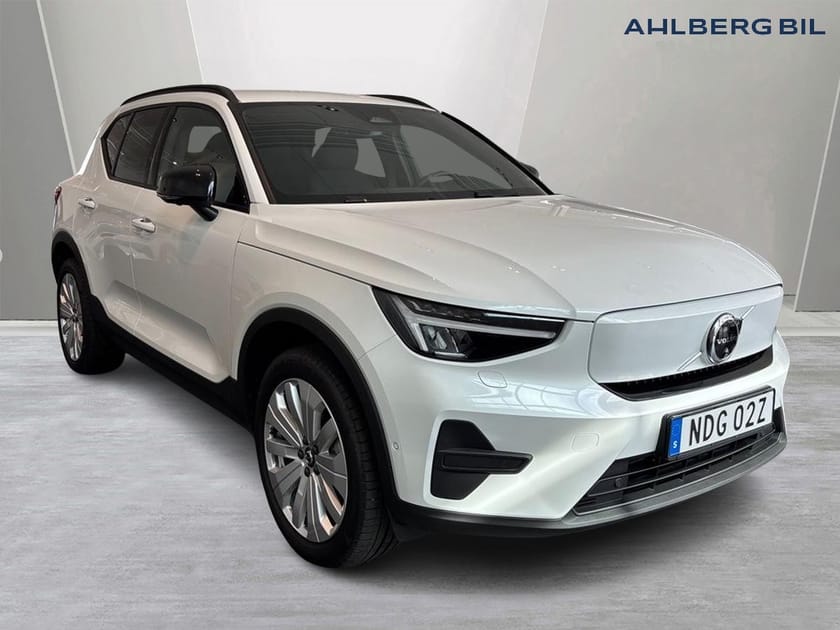 Bild 1 av Volvo EX40 Single Motor Extended Range 🔵 R Core SE, 360 kamera, Drag, Tonade rutor