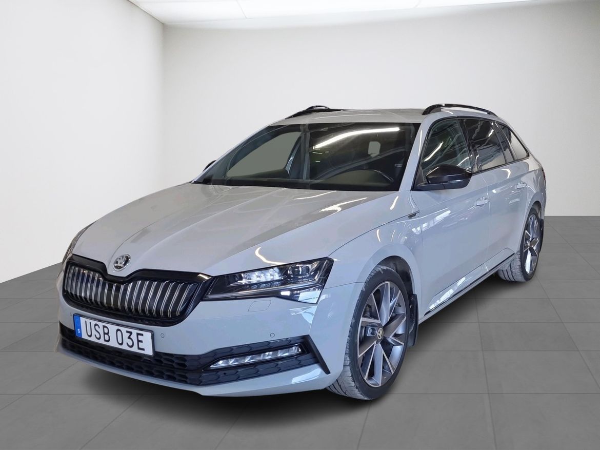 Škoda Superb iV Combi 1.4 TSI iV DSG Sekventiell, 218hk, 2021