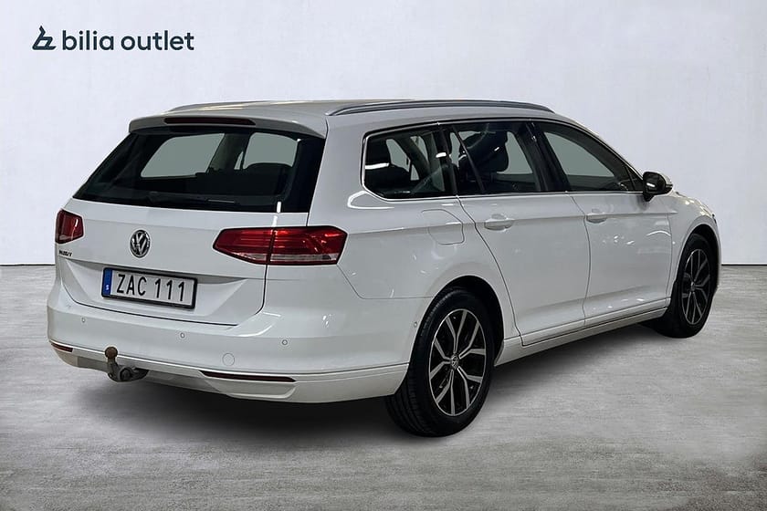 Bild 5 av Volkswagen Passat Sportscombi 1.4 TSI DSG 150hk Cockpit Drag Backkamera