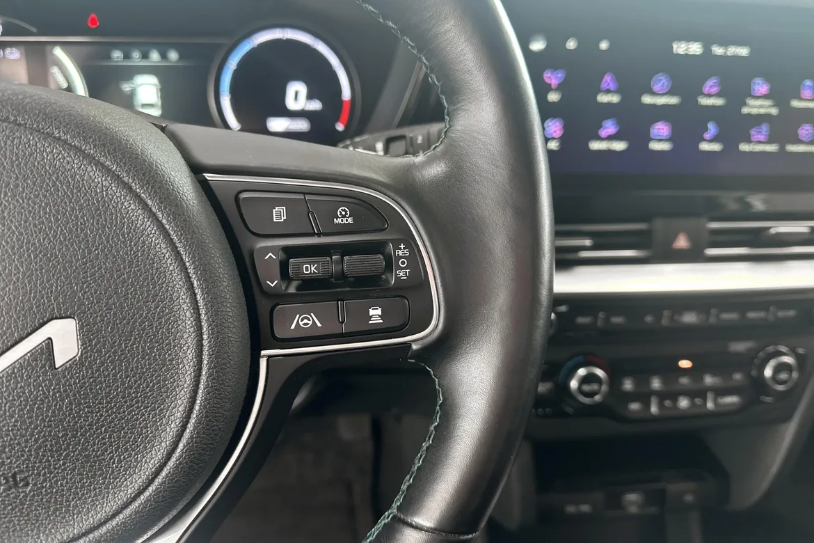 picture of a car