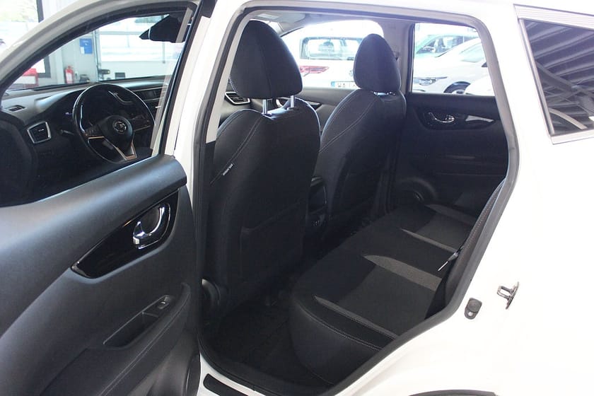 Bild 4 av Nissan Qashqai 1.3 DIG-T DCT Backkamera V-Hjul