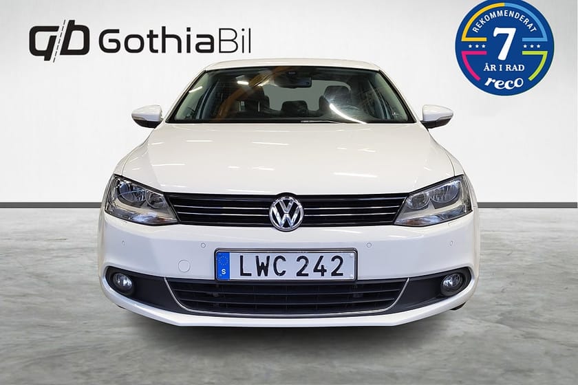 Bild 4 av Volkswagen Jetta 1.6 TDI GT Automat Dragkrok Skinn Farthållare ACC