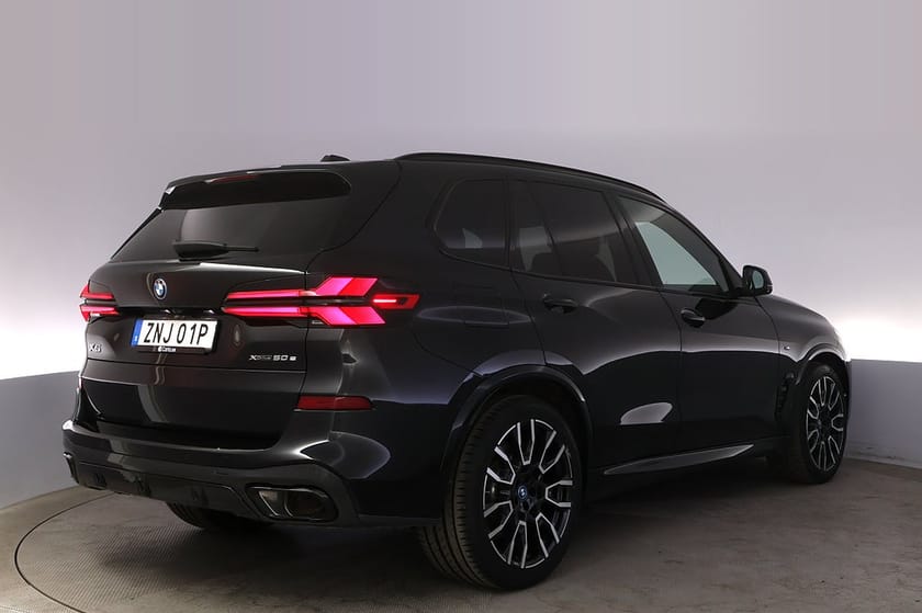 Bild 5 av BMW X5 xDrive50e M Sport Drag Komfortstol DAP BSM HUD 360 HK