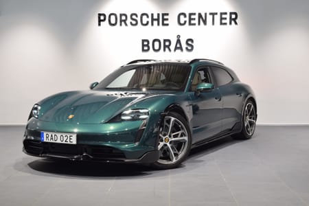 Porsche Taycan Turbo S Cross Turismo / PTS - Racing Green