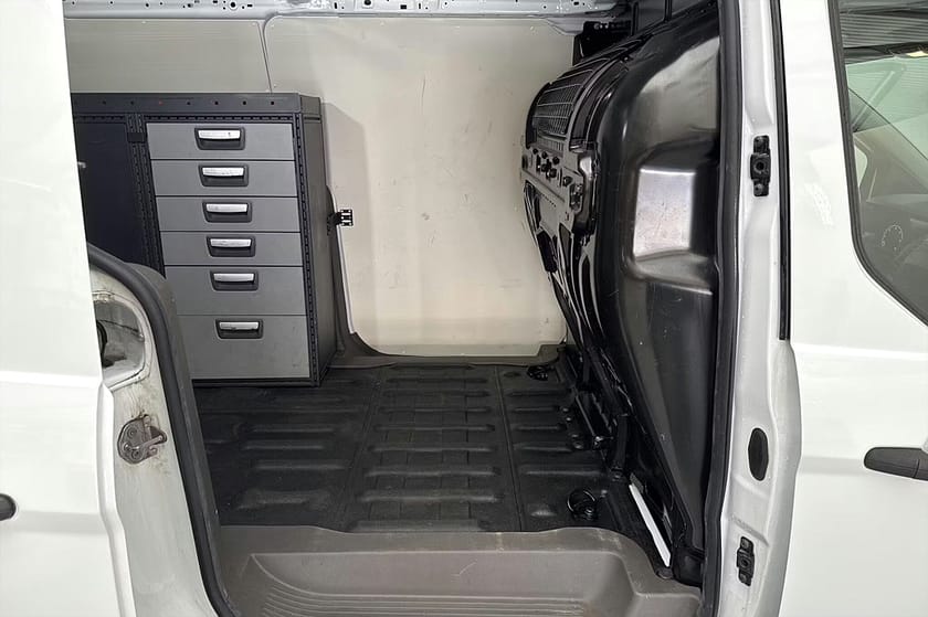 Bild 4 av Ford Transit Connect 230 LWB 1.5 Drag Inredd 3-sits MOMS 100hk