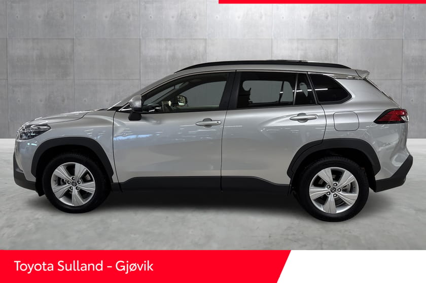 Bilde 2 av Toyota Corolla Cross Hybrid AWD-i Active Tech / AWD / Oppvarmet ratt /