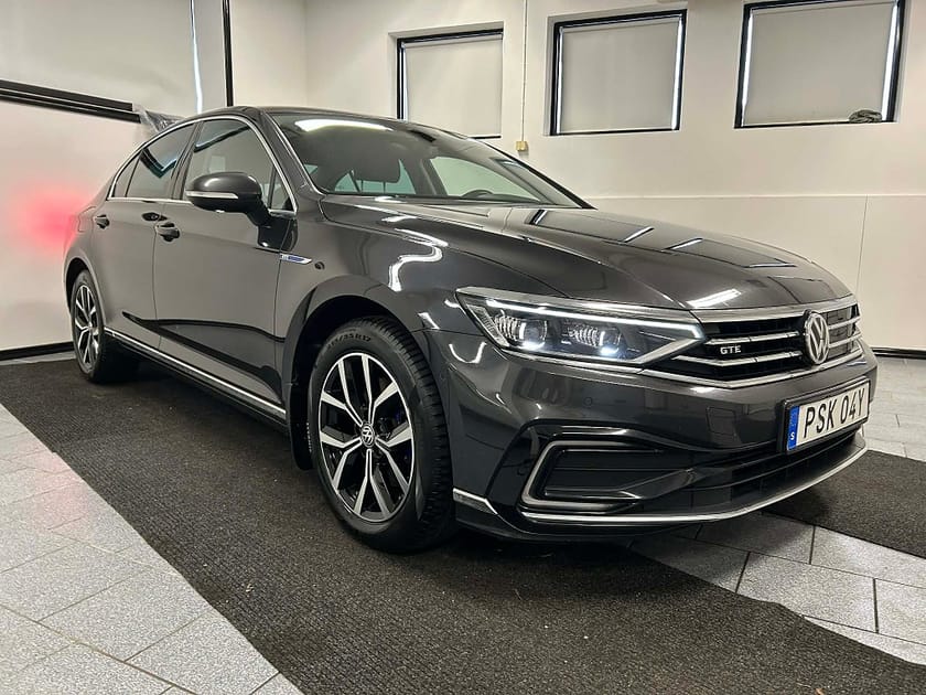 Bild 2 av Volkswagen Passat GTE Sedan 1.4 TSI ACT OPF 218 hk Exec Cockpit Läder