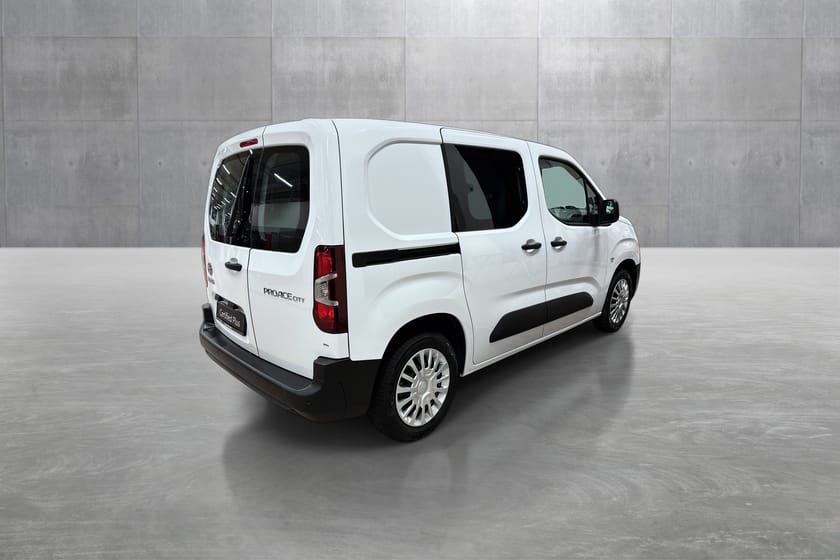 Bilde 5 av Toyota ProAce City Kort L1 1.5 Diesel 100 Manuell Comf.Fleet Colour