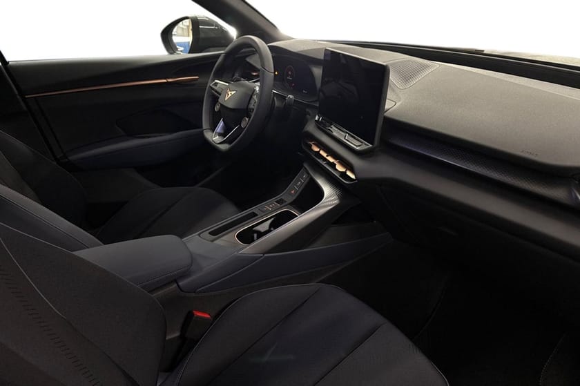 Bild 5 av CUPRA Terramar 1.5 ETSI 150 DSG7 *Motorvärmare*