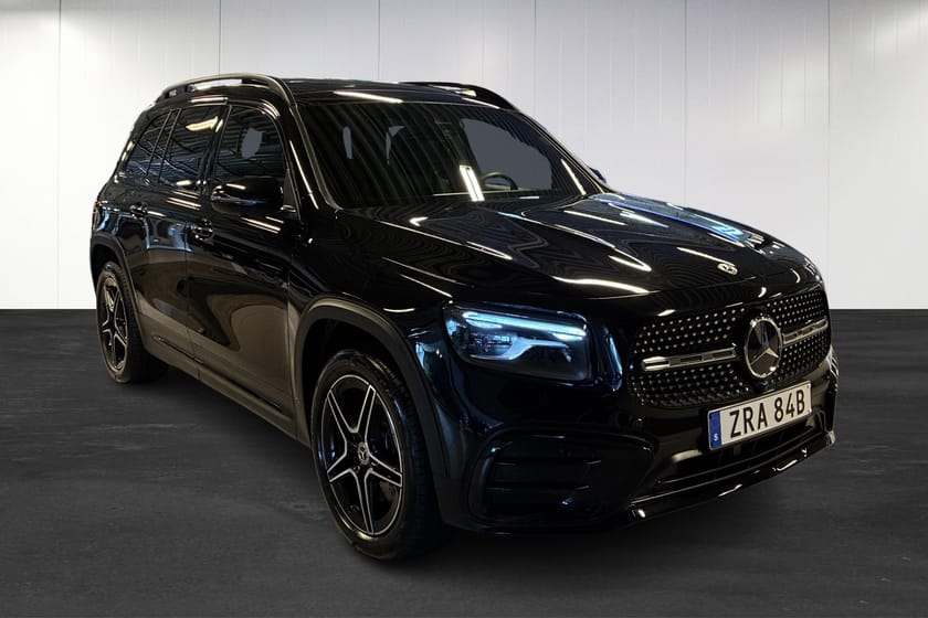 Bild 2 av Mercedes-Benz GLB 220 d 4MATIC 4M | AMG | 7-sits | 360 | Pano | Nightpaket | Drag | Offroad-paket