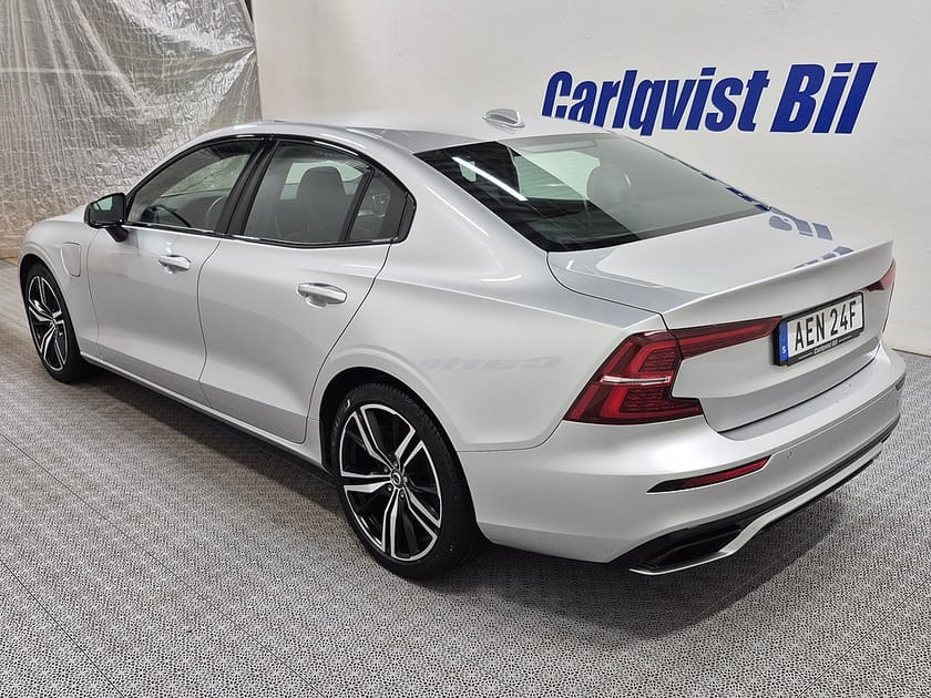 Bild 2 av Volvo S60 T8 Recharge R-Design plug in AWD 392HK 4x4