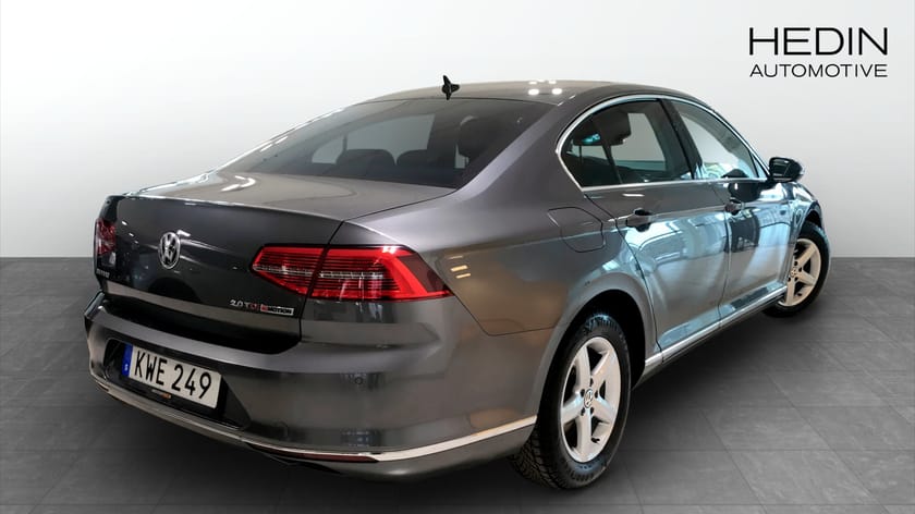 Bild 2 av Volkswagen Passat Sedan 2.0 TDI 4Motion DSG 190hk Executive Drag