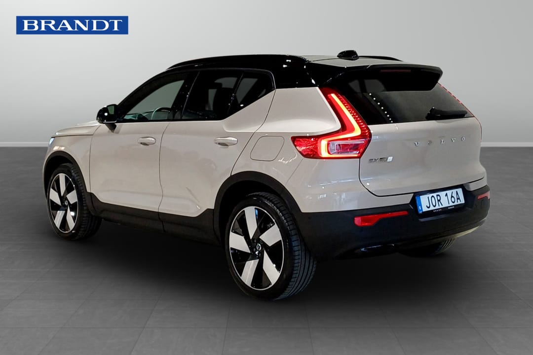 Volvo EX40 Twin Motor Performance