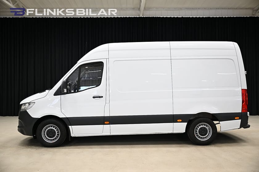 Bild 2 av Mercedes-Benz Sprinter 315 CDI RWD Skåpbil 150HK 9G Automat|Värmare|GPS|Backkamera|Leasbar