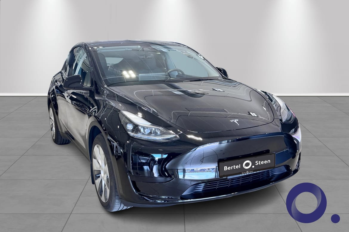 Tesla Model Y Standard Range RWD, 299hp, 2023