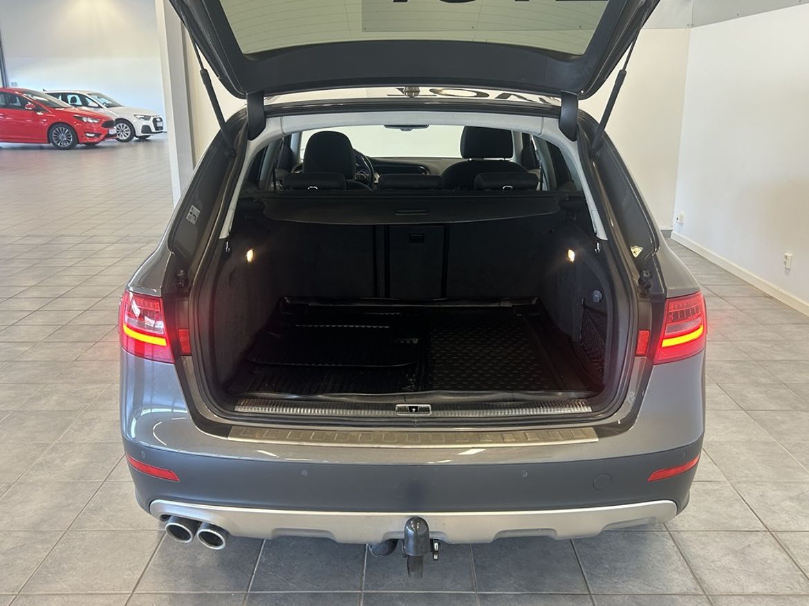 Audi Audi A4 allroad quattro — bild 8