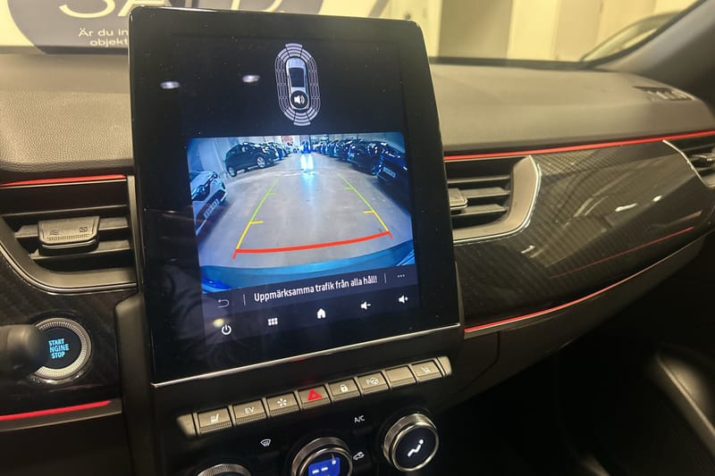 Renault Arkana E-TECH 145