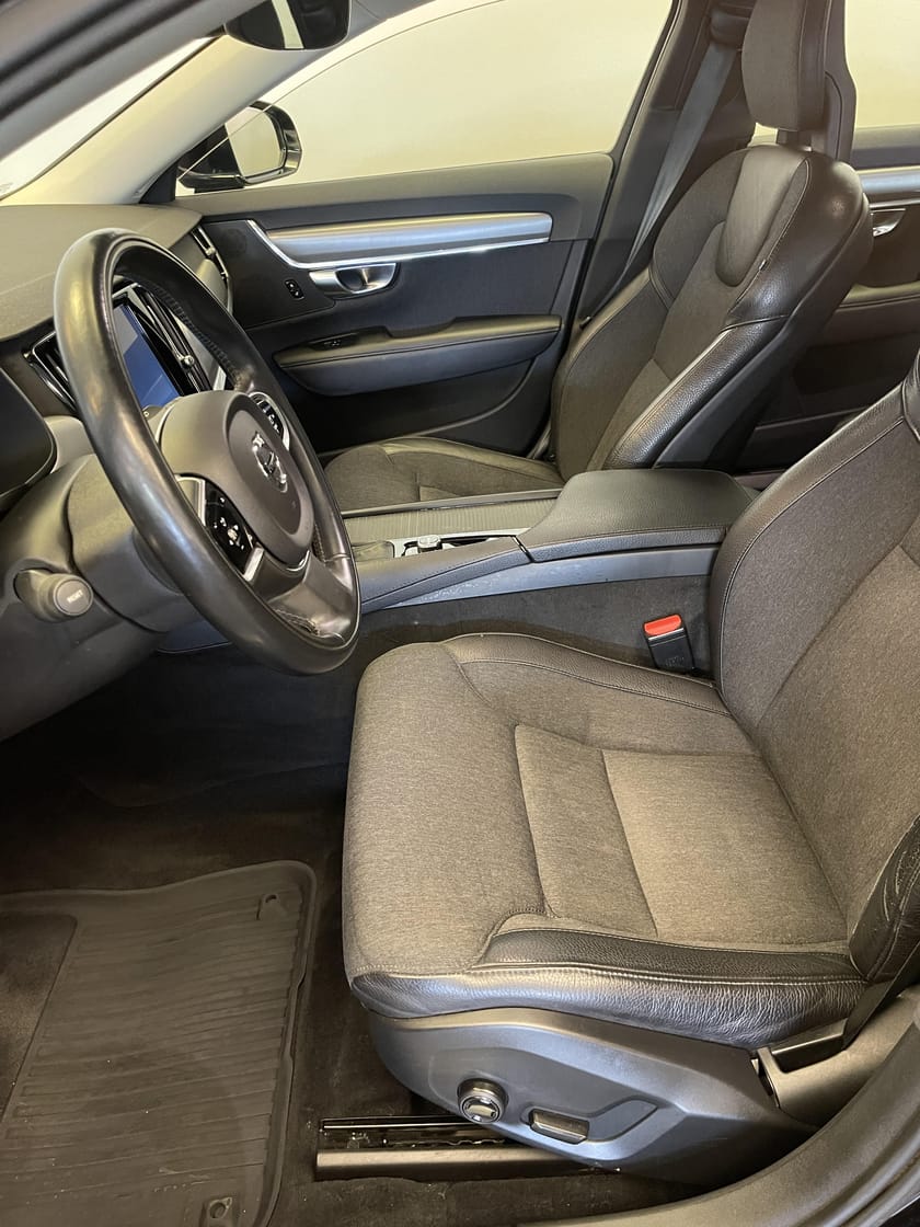 Bild 5 av Volvo V90 D4 Business Advanced / Dragkrok /