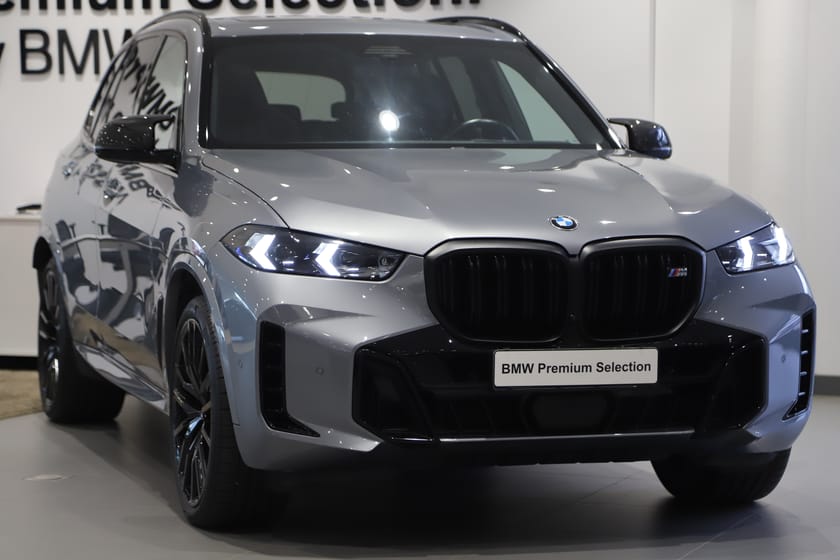 Bild 1 av BMW X5 M60i xDrive M sport Pro / B&W / Innovation