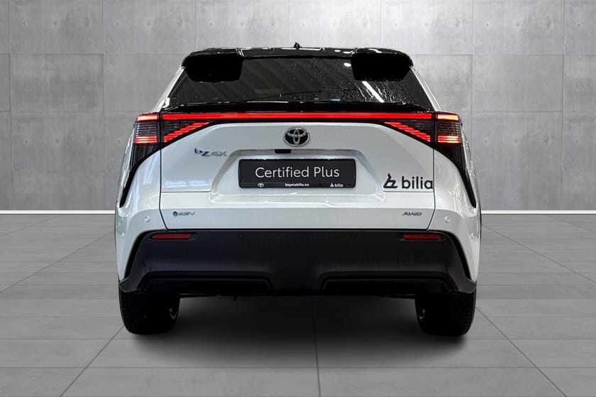 Bilde 4 av Toyota bZ4X Executive Bitone Panorama, Facelift, 343hk/forvarming