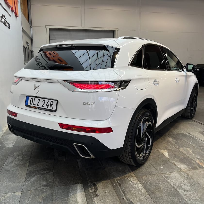 Bild 4 av DS 7 Crossback E-Tense 225 EAT Plug-in Backkamera Navi Apple