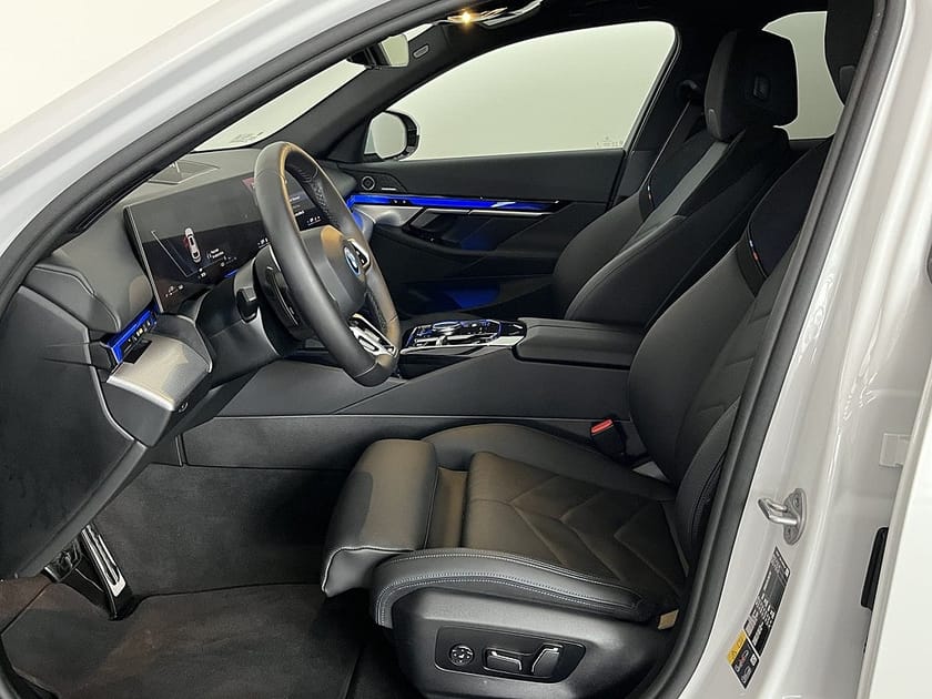 Bild 5 av BMW 530e xDrive Touring 4,95 ränta M Sport Pro Drag H/K
