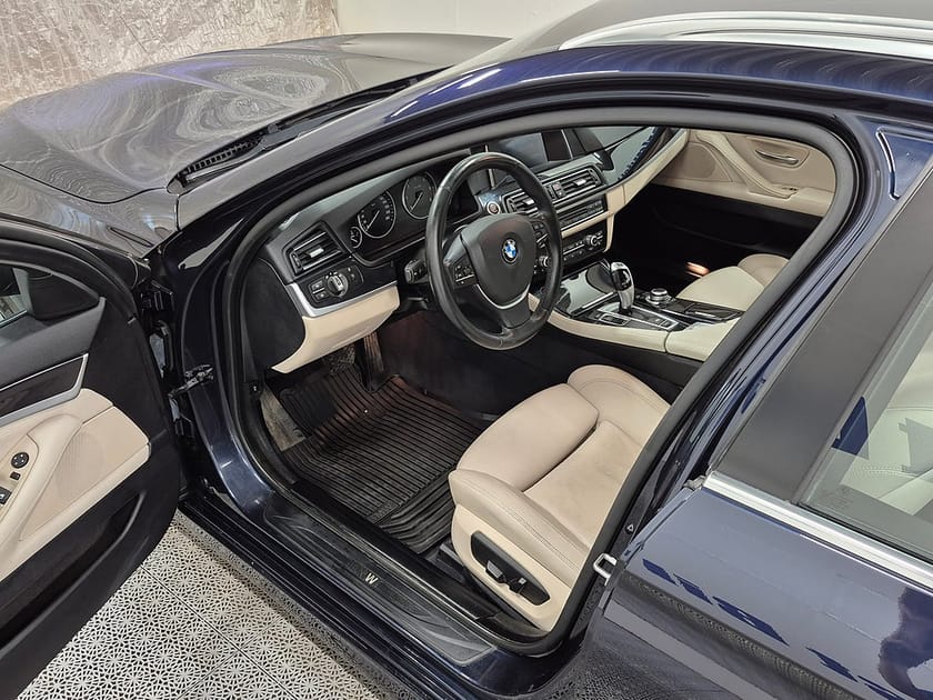 Bild 2 av BMW 520d Touring 520 D 190HK Sportpaket
