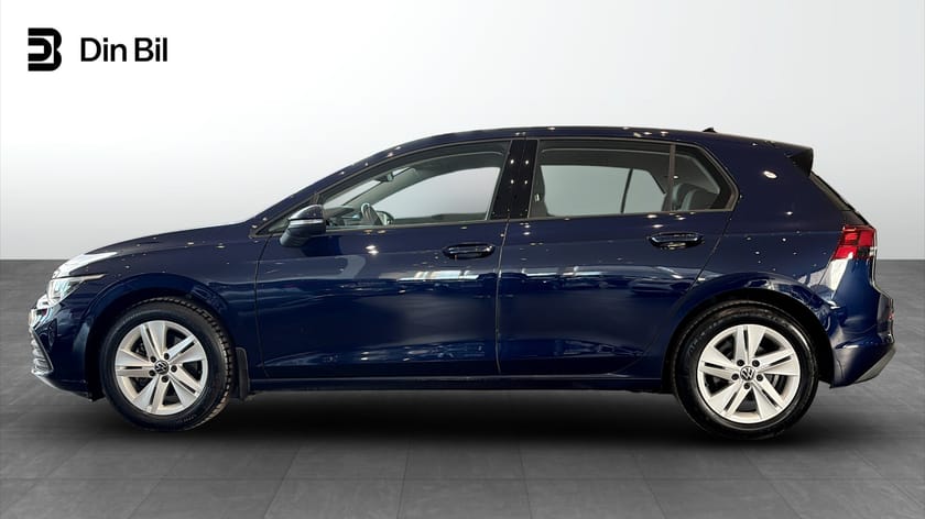 Bild 2 av Volkswagen Golf 1.0 eTSI DSG 110hk / Drag / Backkamera