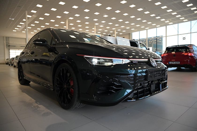 Bild 4 av Volkswagen Golf GTI Edition 50 325 hk **SE SPEC!**