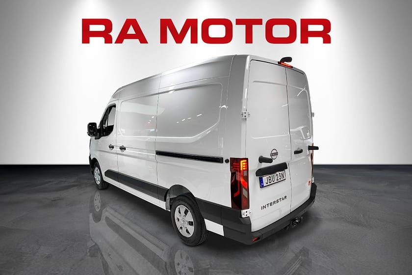 Bild 3 av Nissan Interstar 35T TEKNA | L2H2 | Diesel |