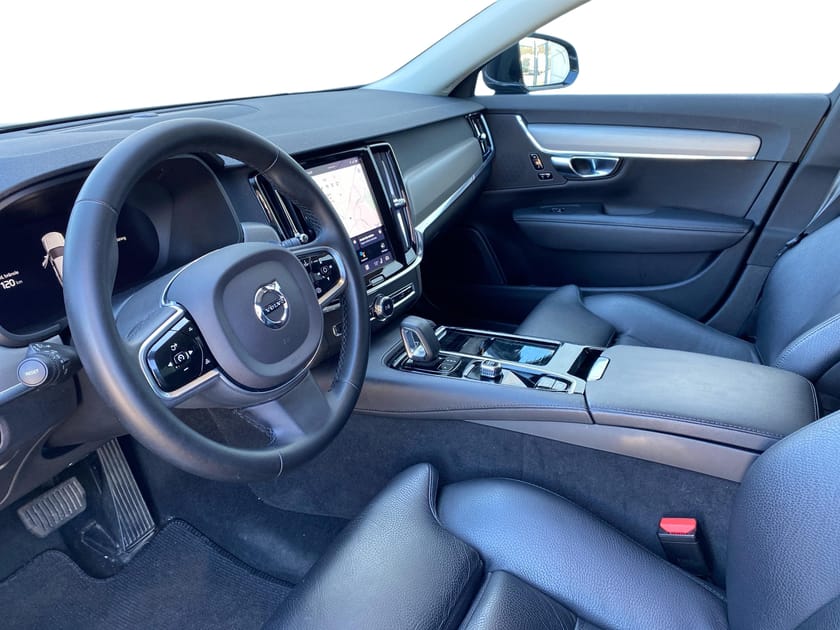 Bild 2 av Volvo V90 Recharge T6 Core Edition
