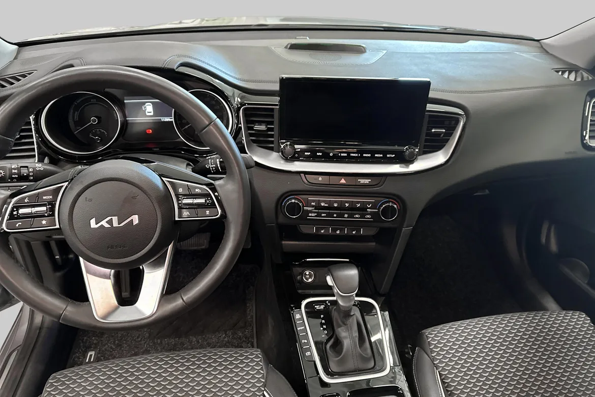 picture of a car