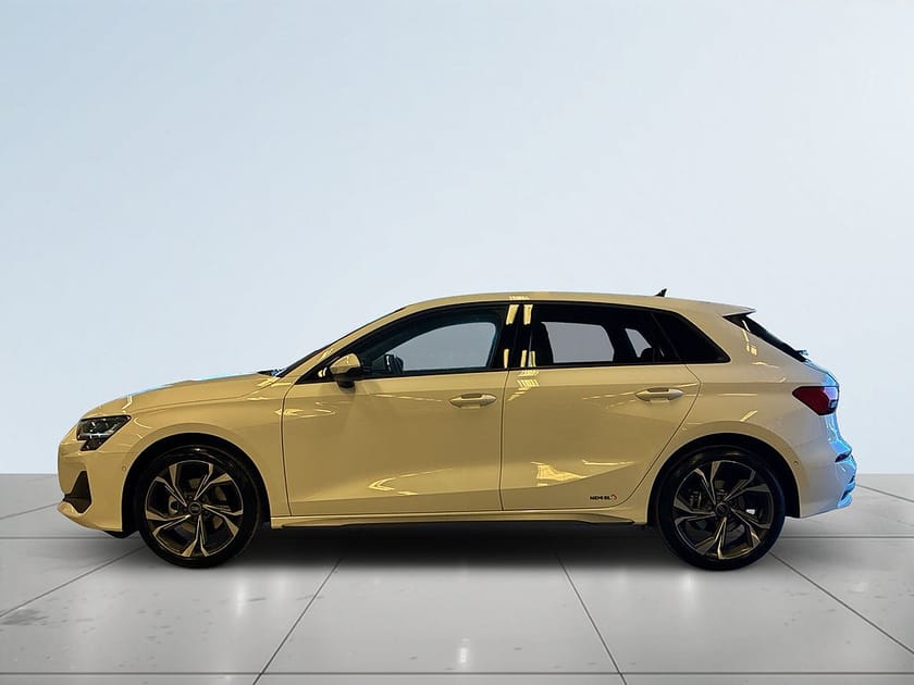 Bild 4 av Audi A3 Sportback 35 TFSI MOMS/S&Vdäck/Kamera/Psens/Adaptiv farthållare