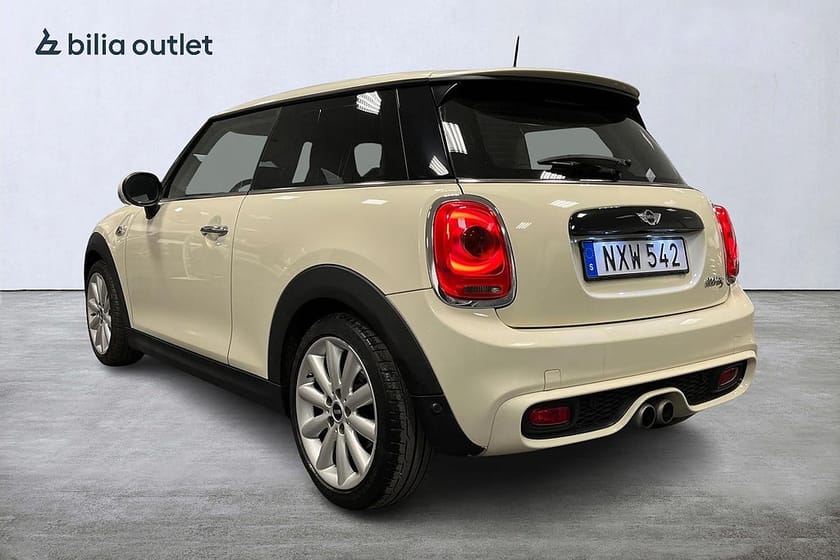 Bild 4 av MINI Cooper S 3-dörrars 192hk / Sensorer Bluetooth Halvskinn
