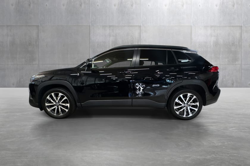 Bilde 2 av Toyota Corolla Cross Hybrid AWD-i 2.0 Bensin Automat Active Tech