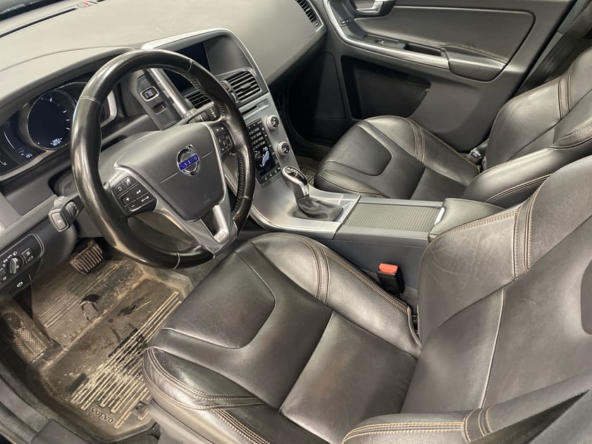 Bild 3 av Volvo XC60 D4 AWD Classic Summum
