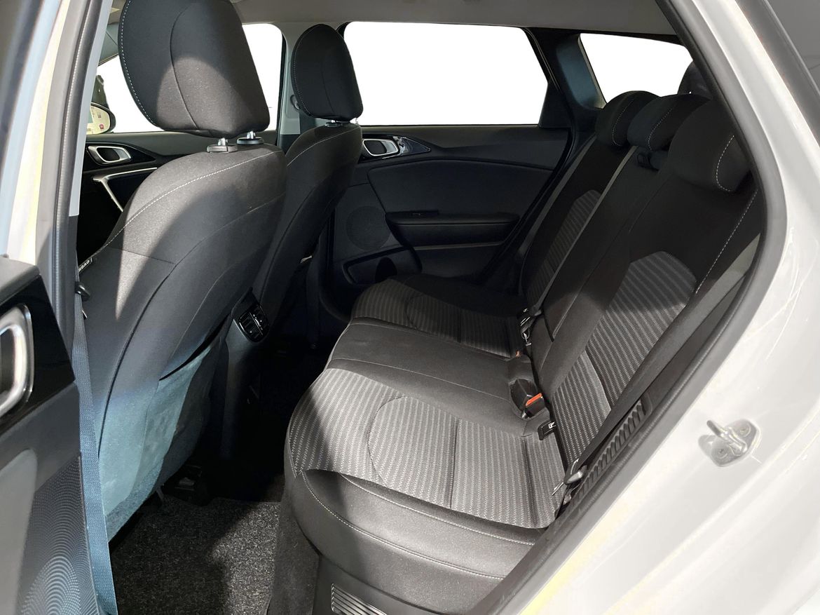 Kia Ceed 2023 - miniatyr 7