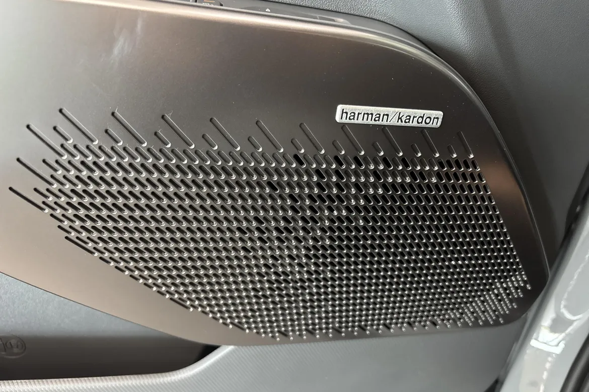 picture of a car