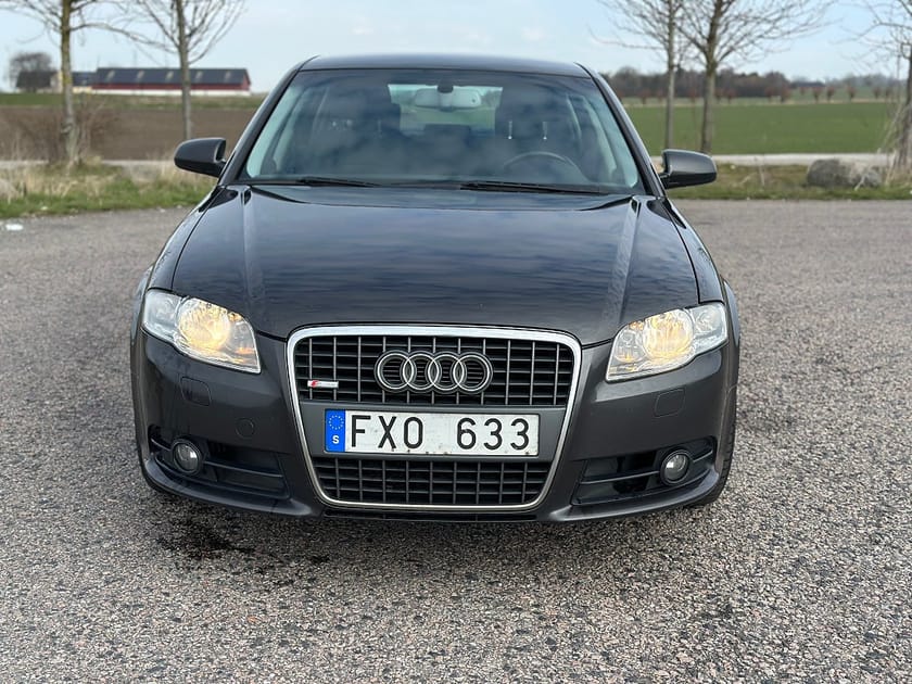 Bild 3 av Audi A4 Sedan 2.0 TFSI quattro ProSport Edition, S Line Euro 4