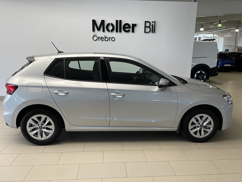 Bild 3 av Škoda Fabia Skoda 1,0 TSI 116 HK Aut Backkamera