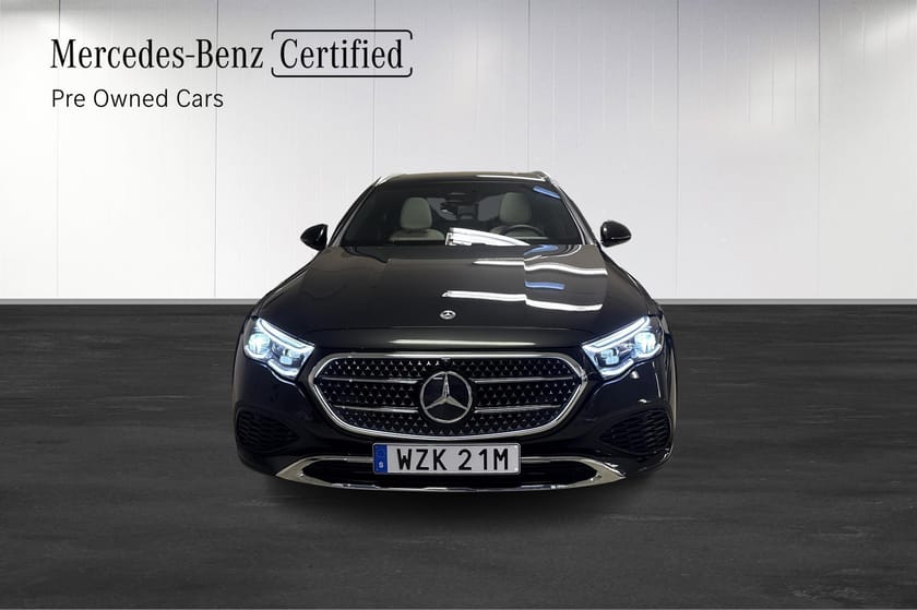 Bild 3 av Mercedes-Benz E 300 de 4MATIC All-Terrain Pano/Burmester/Drag/MOMS